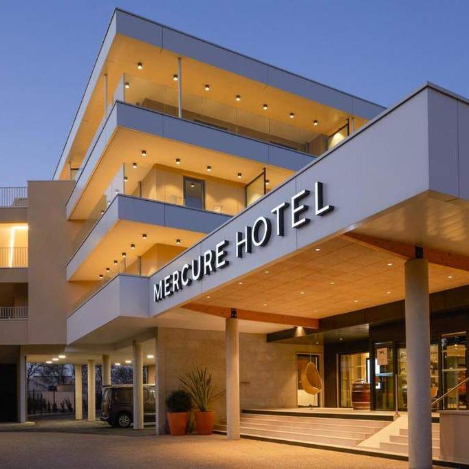 Hôtel Mercure – Courtine Avignon