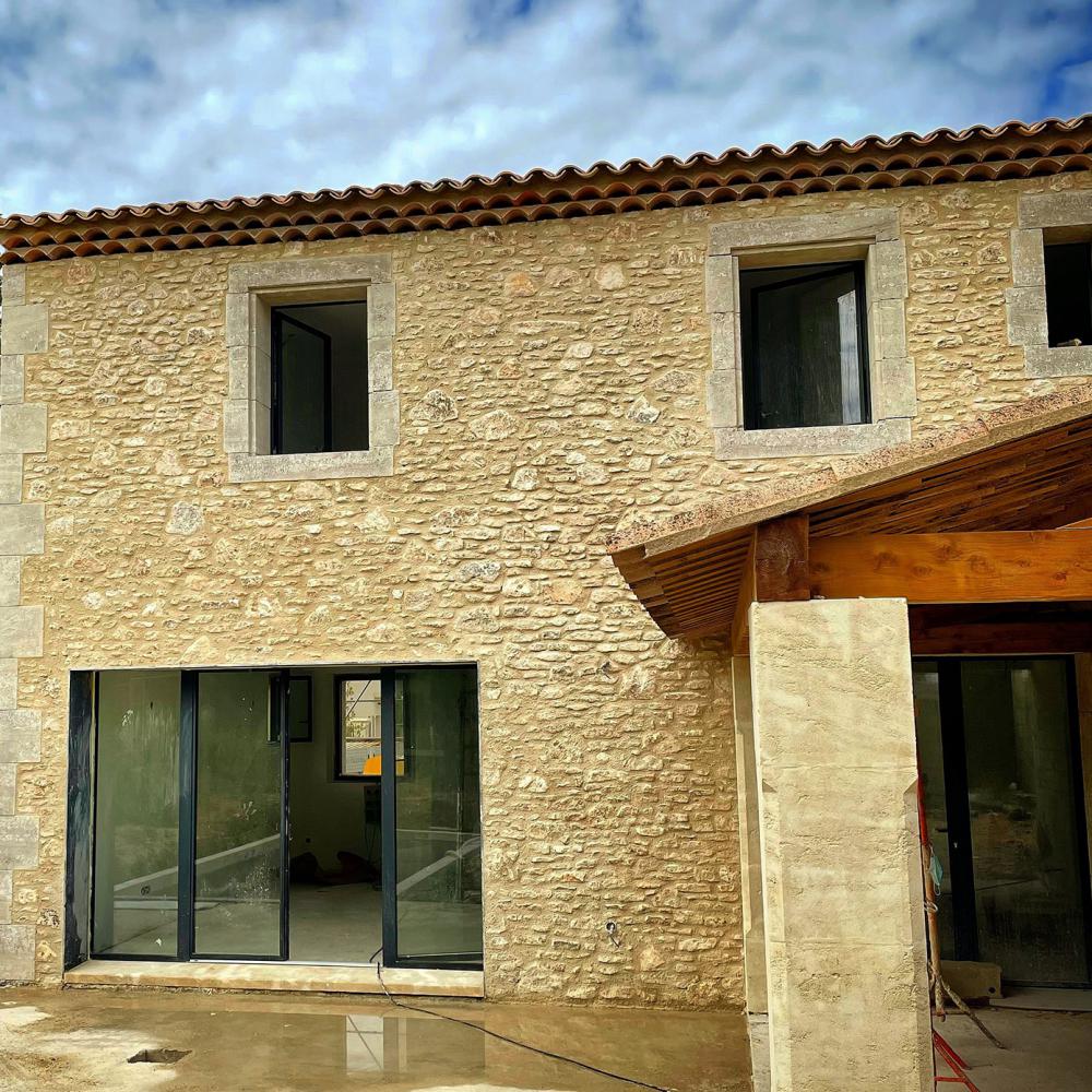 Hameau de 7 Villas « Le Clos des Amandiers » à Eygalières (13)